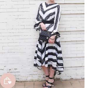 💕Dainty Jewels dress💕 price firm